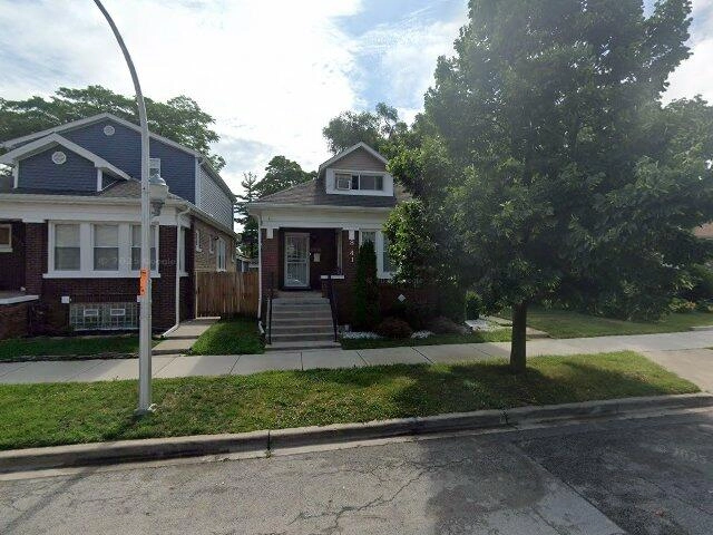 House image located at Chicago, IL 60619