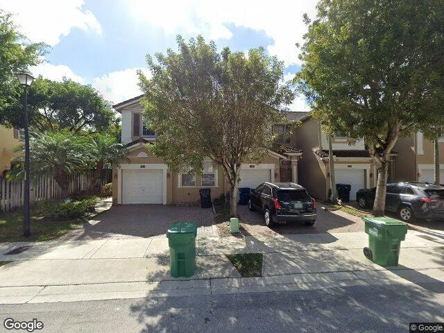 House image located at Miami, FL 33196