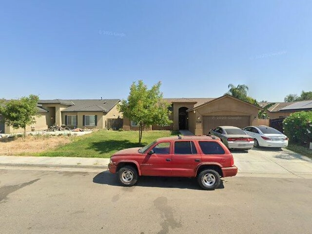 House image located at Visalia, CA 93291