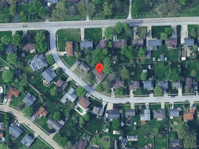 House image located at Indianapolis, IN 46221