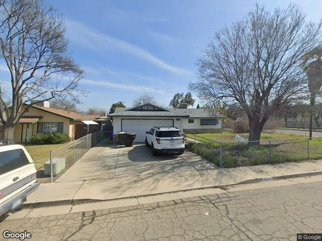 House image located at Porterville, CA 93257