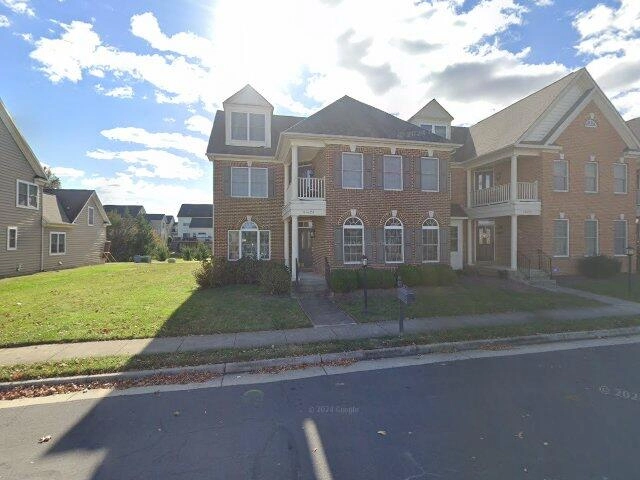 House image located at Ashburn, VA 20148