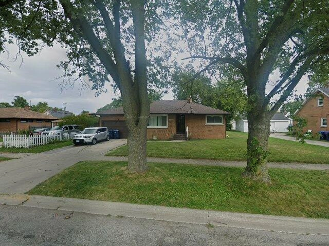 House image located at North Chicago, IL 60064