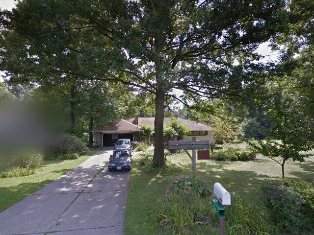 House image located at Akron, OH 44319