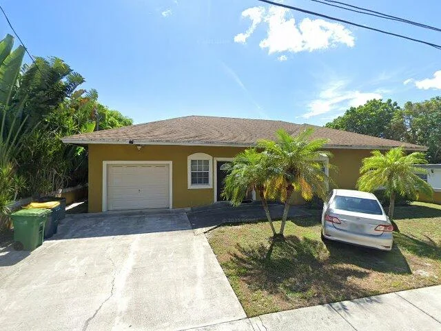 House image located at Dania, FL 33004