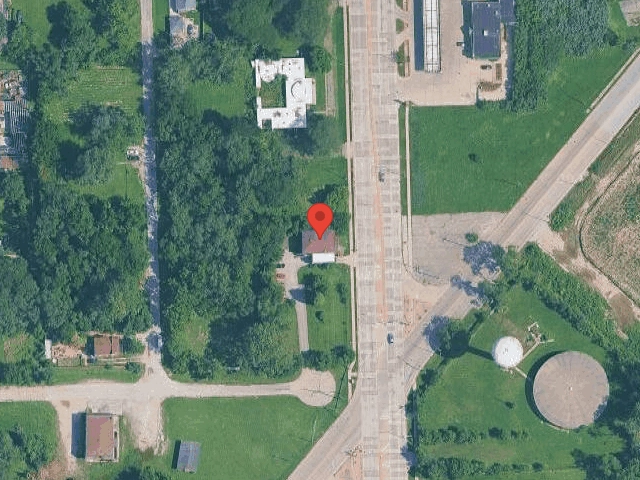 House image located at Robbins, IL 60472