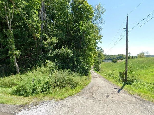 House image located at Willoughby, OH 44094