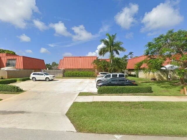 House image located at Palm Beach Gardens, FL 33410