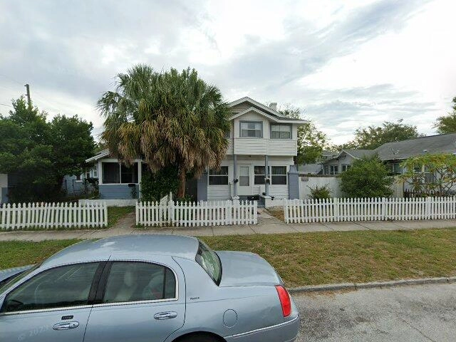 House image located at Saint Petersburg, FL 33705