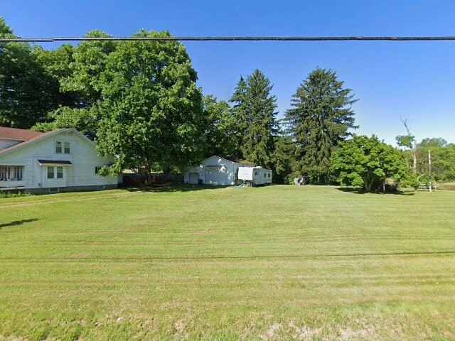 House image located at New Waterford, OH 44445