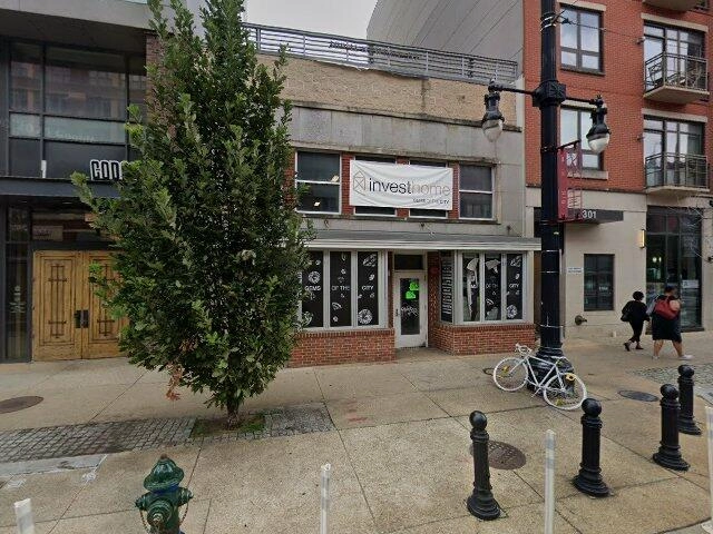 House image located at Linton, IN 47441