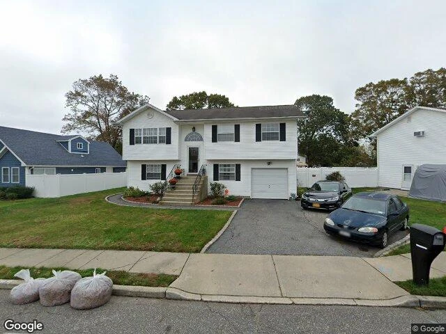 House image located at Bay Shore, NY 11706