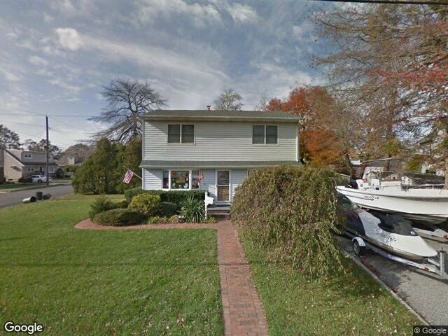 House image located at West Babylon, NY 11704