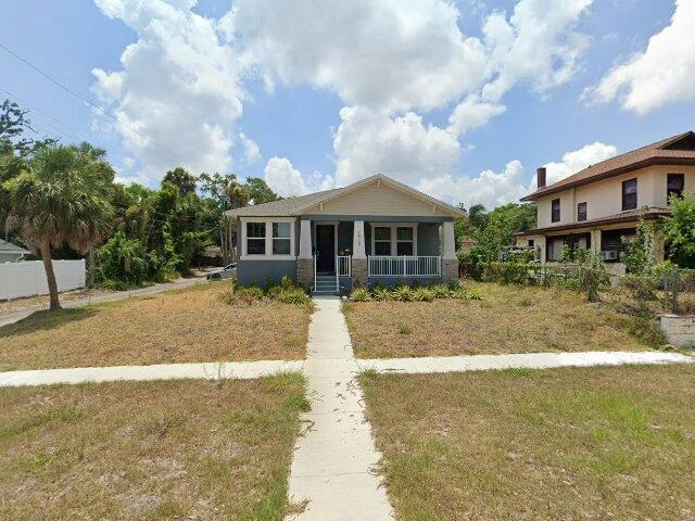 House image located at Saint Petersburg, FL 33705