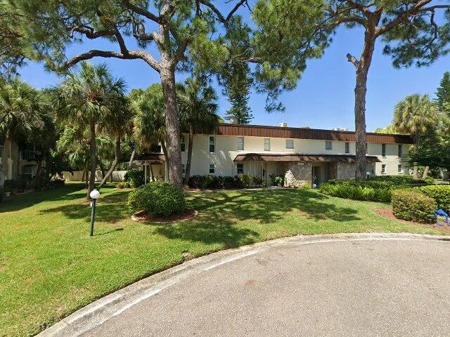 House image located at Saint Petersburg, FL 33711