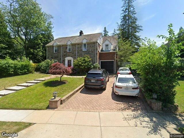 House image located at Freeport, NY 11520