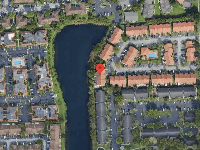 House image located at Miami, FL 33193