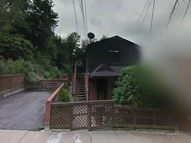 House image located at McKees Rocks, PA 15136