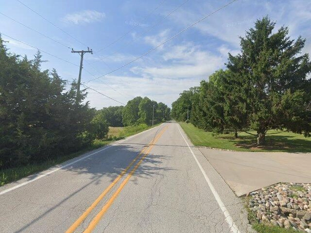 House image located at Davenport, IA 52804