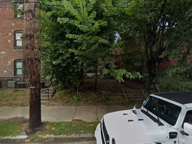 House image located at Louisville, KY 40208