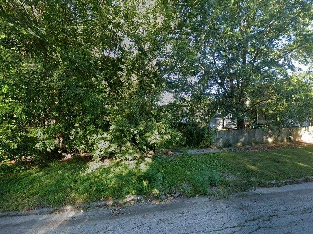 House image located at Galesburg, IL 61401