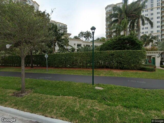 House image located at Miami, FL 33180