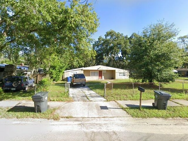 House image located at Tampa, FL 33613