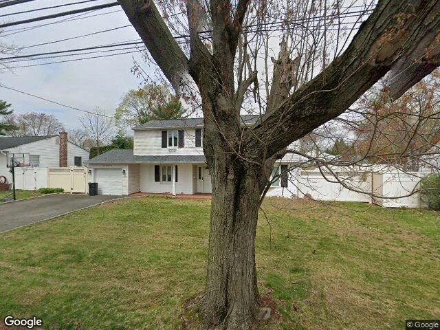 House image located at Commack, NY 11725