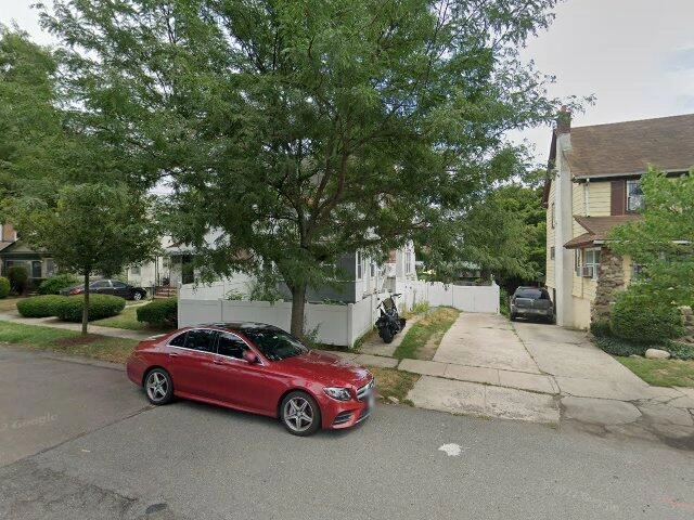 House image located at Saint Albans, NY 11412