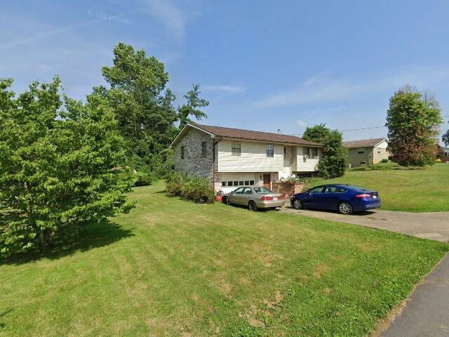 House image located at Washington, WV 26181