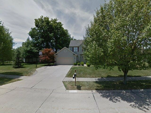 House image located at Olmsted Falls, OH 44138