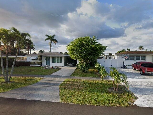 House image located at Lake Worth, FL 33461