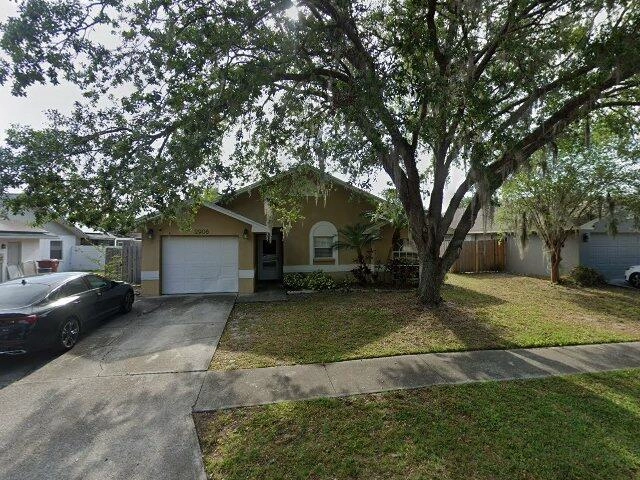 House image located at Plant City, FL 33566