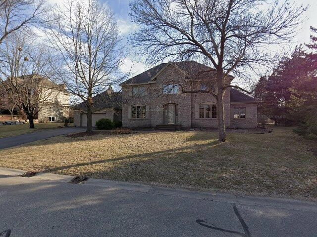 House image located at Eden Prairie, MN 55347