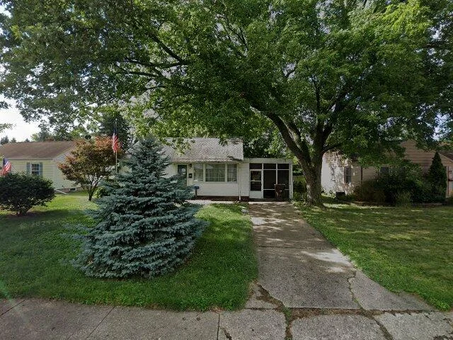 House image located at Peoria, IL 61603