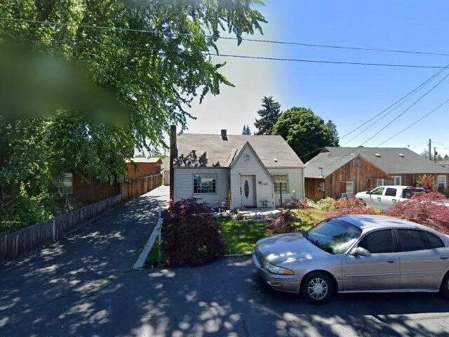 House image located at Klamath Falls, OR 97603