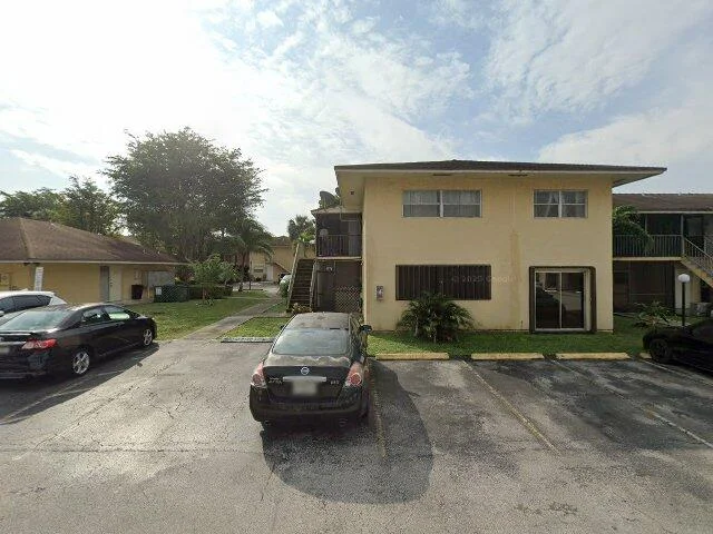 House image located at Miami, FL 33193