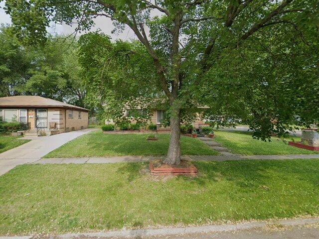 House image located at Flint, MI 48504