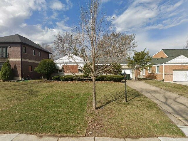 House image located at Lincolnwood, IL 60712