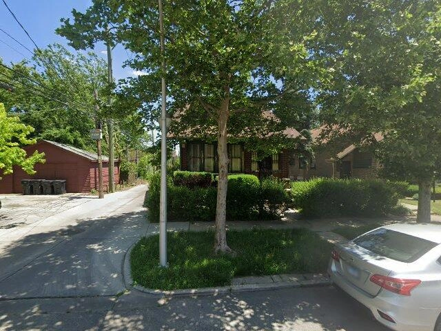 House image located at Chicago, IL 60617