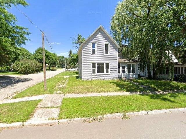 House image located at Lake Crystal, MN 56055