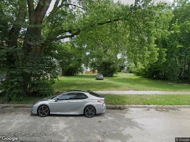 House image located at Chicago, IL 60609