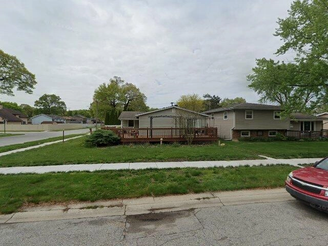 House image located at Griffith, IN 46319