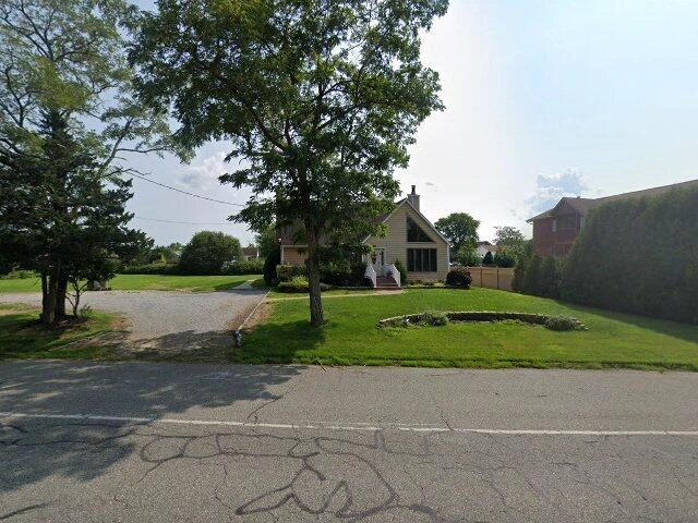 House image located at Riverhead, NY 11901