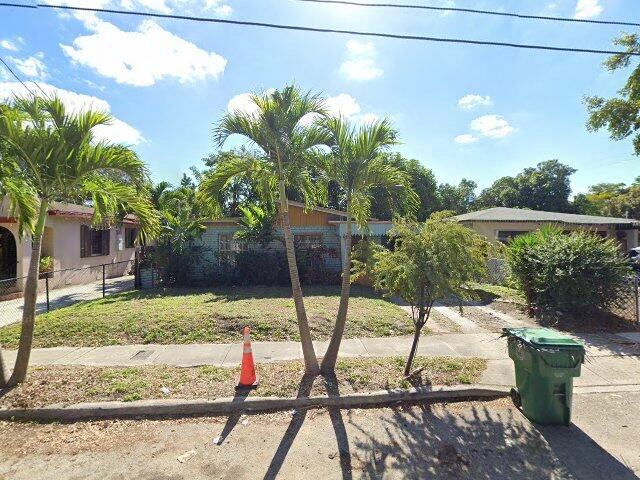 House image located at Miami, FL 33127