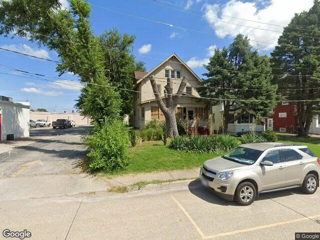 House image located at Moline, IL 61265