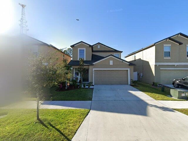House image located at Wimauma, FL 33598