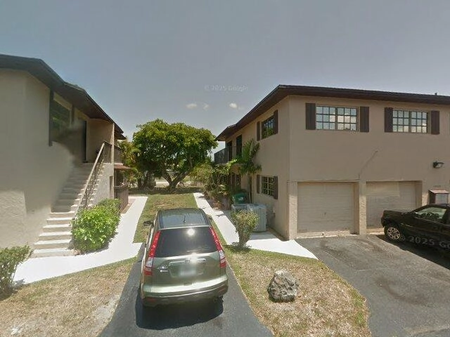 House image located at Miami, FL 33175
