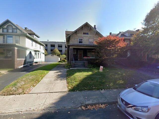 House image located at New Lenox, IL 60451