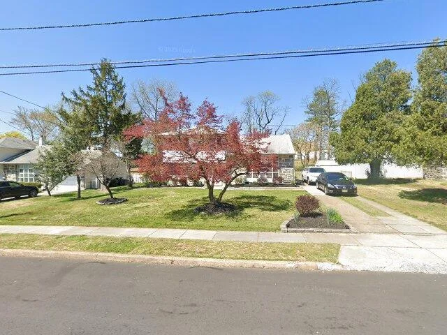 House image located at Riverton, NJ 08077